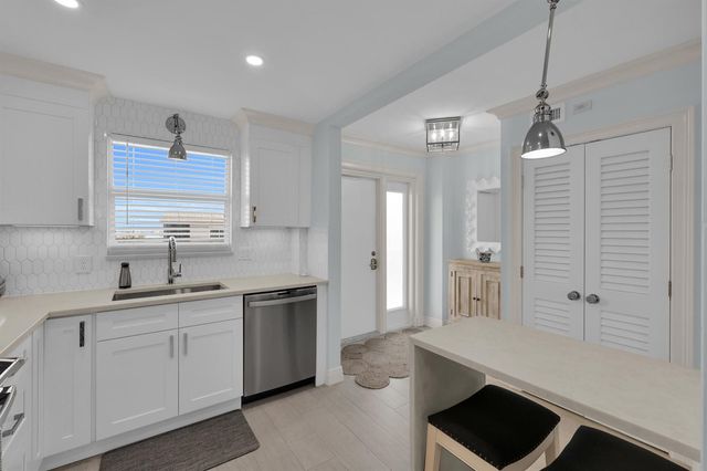 3114 S Ocean Boulevard 705, Highland Beach, FL 33487