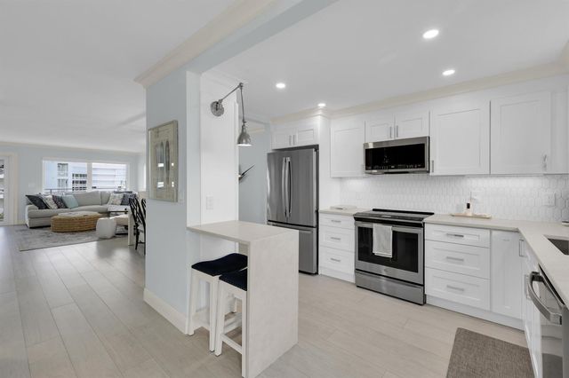 3114 S Ocean Boulevard 705, Highland Beach, FL 33487