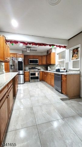 11 N Clark St, Ogdensburg Boro, NJ 07439