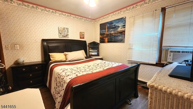 11 N Clark St, Ogdensburg Boro, NJ 07439