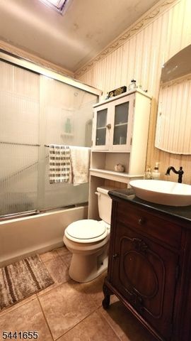 11 N Clark St, Ogdensburg Boro, NJ 07439