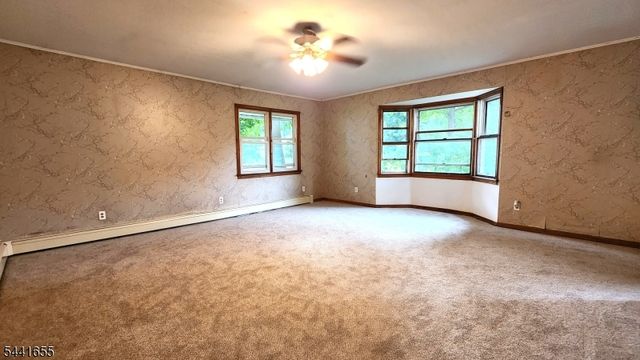 11 N Clark St, Ogdensburg Boro, NJ 07439
