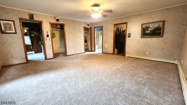 11 N Clark St, Ogdensburg Boro, NJ 07439