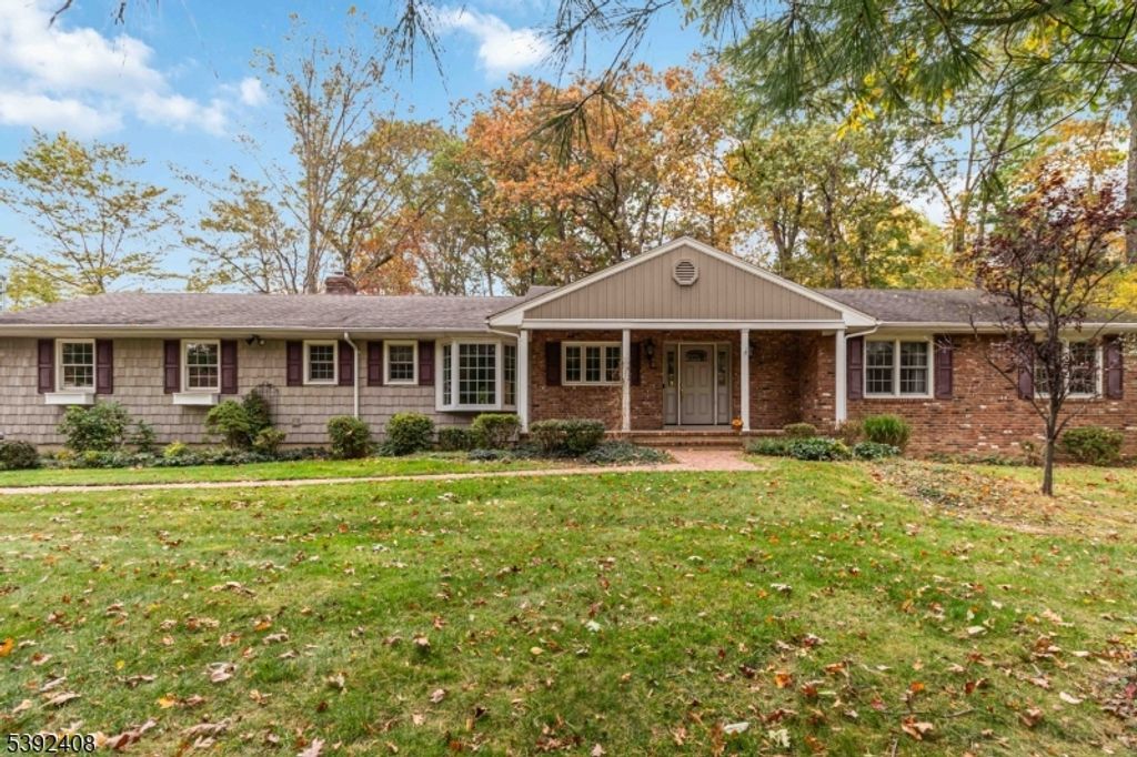 50 Round Top Road, Warren Twp., NJ 07059