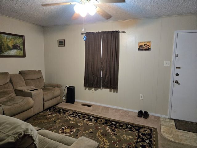 518 S Jackson Avenue, Russellville, AR 72801