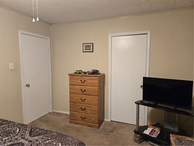 518 S Jackson Avenue, Russellville, AR 72801