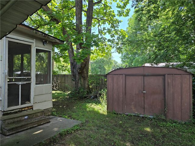 518 S Jackson Avenue, Russellville, AR 72801