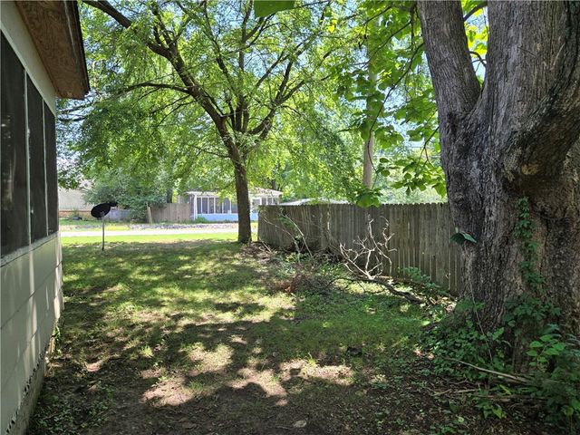 518 S Jackson Avenue, Russellville, AR 72801