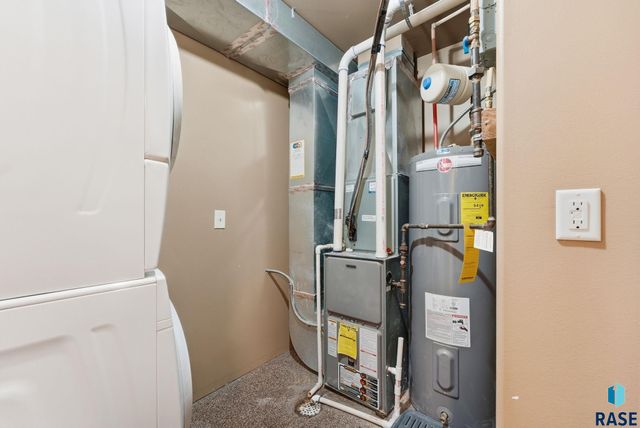 8509 W Grinn Pl Place 33, Sioux Falls, SD 57106