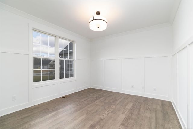 7538 Brunswick Drive, Washington Twp, MI 48095