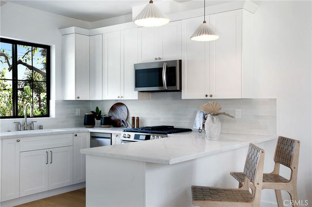 4624 Coolidge Avenue, Culver City, CA 90230