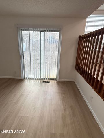 7355 Lindsey Lane, Sparks, NV 89436