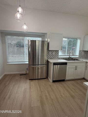 7355 Lindsey Lane, Sparks, NV 89436