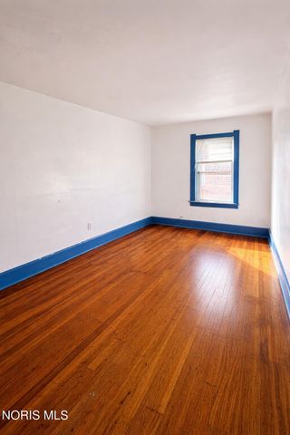 829 Ogden Avenue, Toledo, OH 43609