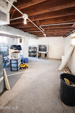 829 Ogden Avenue, Toledo, OH 43609