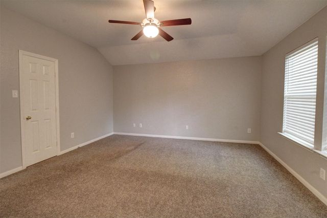 123 W Drifting Shadows Circle, Conroe, TX 77385