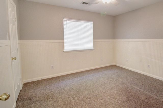 123 W Drifting Shadows Circle, Conroe, TX 77385