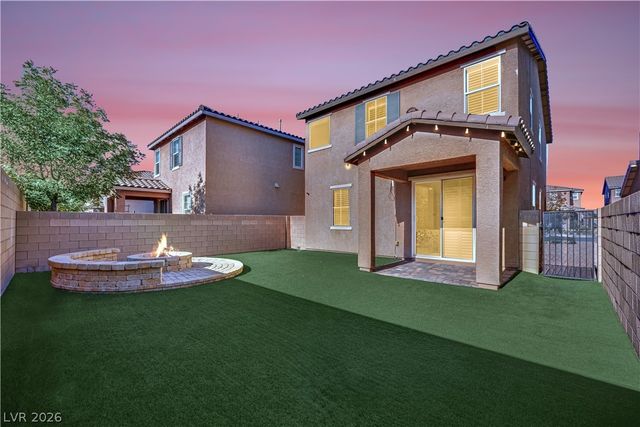 915 Harbor Avenue, Henderson, NV 89002