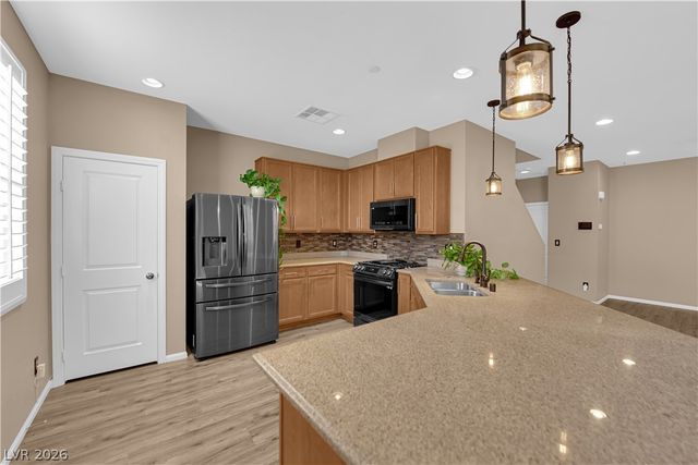 915 Harbor Avenue, Henderson, NV 89002