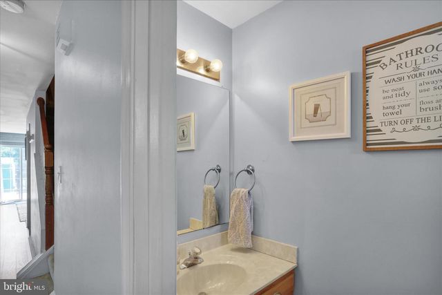 664 WALNUT TREE DR, Blandon, PA 19510