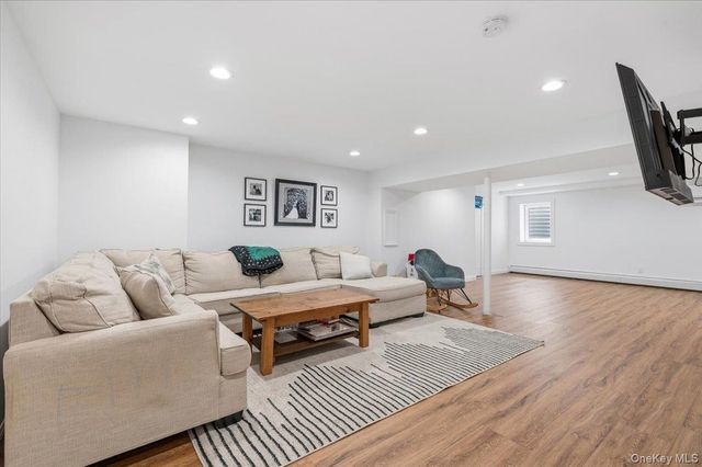 111 Charles Street B, Massapequa, NY 11758