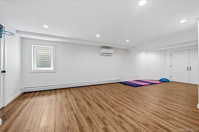 111 Charles Street B, Massapequa, NY 11758