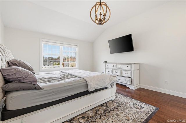 111 Charles Street B, Massapequa, NY 11758