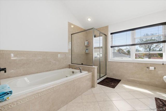 111 Charles Street B, Massapequa, NY 11758
