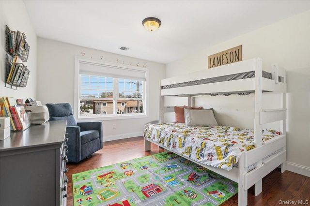 111 Charles Street B, Massapequa, NY 11758
