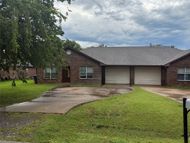 621 Franklin Avenue 1, Pottsboro, TX 75076