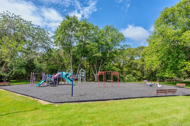 11 Monitor Court, Coram, NY 11727