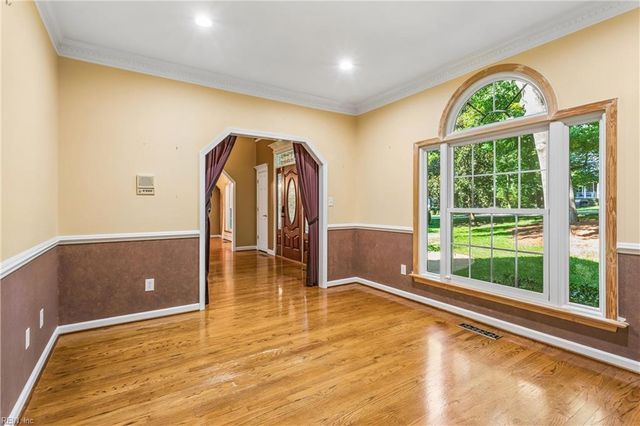 112 Woodhall Spa, Williamsburg, VA 23188