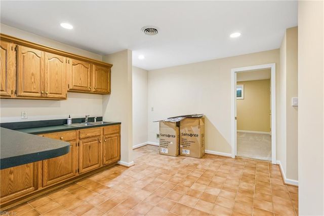 112 Woodhall Spa, Williamsburg, VA 23188
