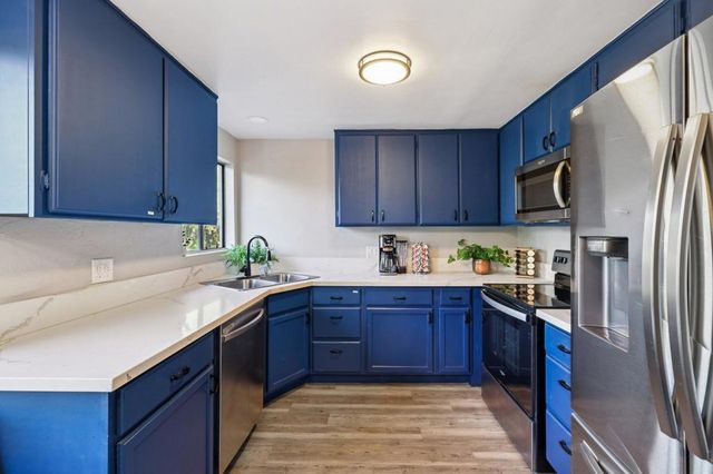 26086 Bear Valley Heights Road 4, Escondido, CA 92027