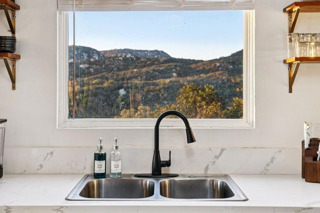 26086 Bear Valley Heights Road 4, Escondido, CA 92027