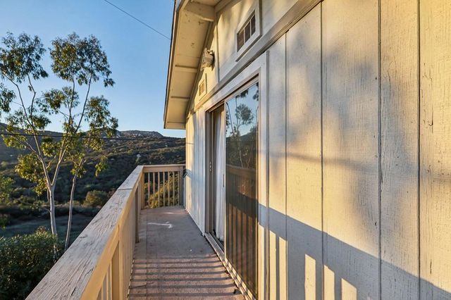 26086 Bear Valley Heights Road 4, Escondido, CA 92027