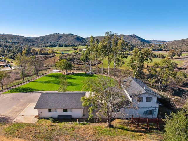 26086 Bear Valley Heights Road 4, Escondido, CA 92027