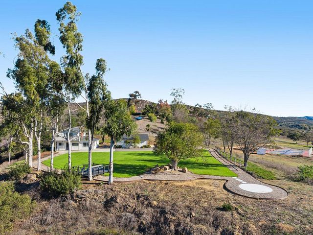 26086 Bear Valley Heights Road 4, Escondido, CA 92027