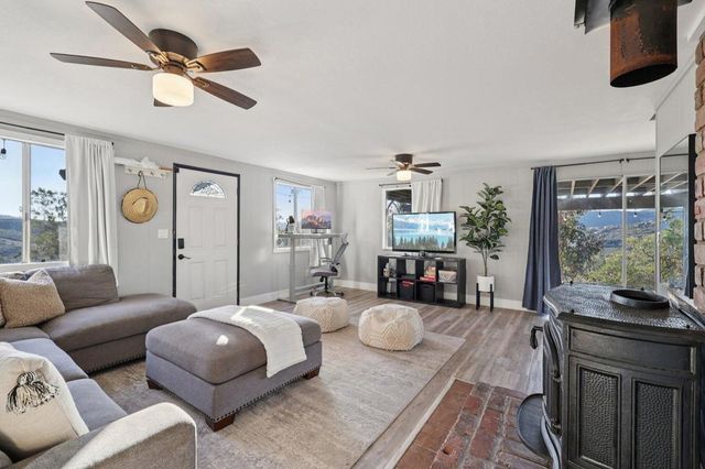 26086 Bear Valley Heights Road 4, Escondido, CA 92027