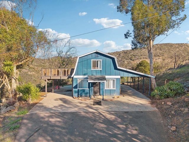 26086 Bear Valley Heights Road 4, Escondido, CA 92027