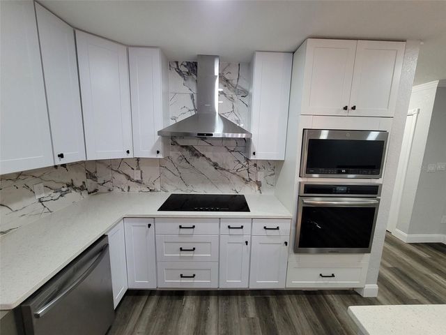 4002 THONOTOSASSA ROAD, Plant City, FL 33565