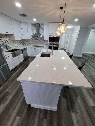 4002 THONOTOSASSA ROAD, Plant City, FL 33565