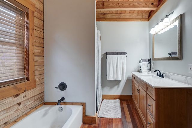 15 Mount Laurel Way, Blue Ridge, GA 30513