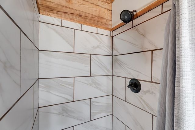 15 Mount Laurel Way, Blue Ridge, GA 30513