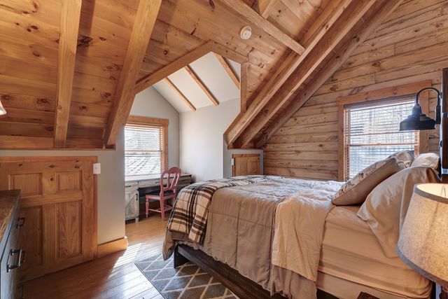 15 Mount Laurel Way, Blue Ridge, GA 30513