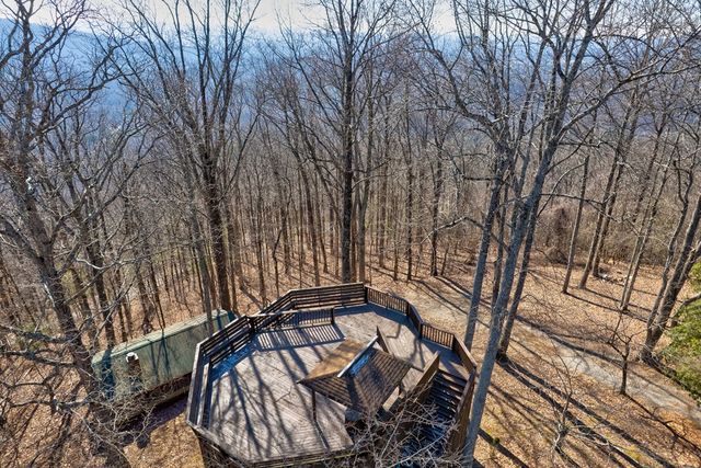 15 Mount Laurel Way, Blue Ridge, GA 30513