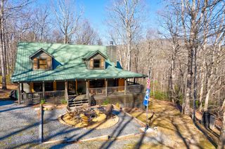 15 Mount Laurel Way, Blue Ridge, GA 30513