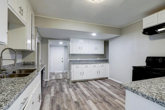 1236 San Felipe Street, Angleton, TX 77515