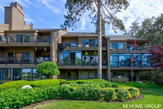 1745 Ottawa Beach 4, Holland, MI 49424