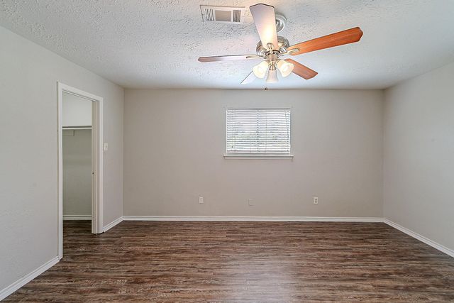 4422 Enchantedgate Drive, Spring, TX 77373